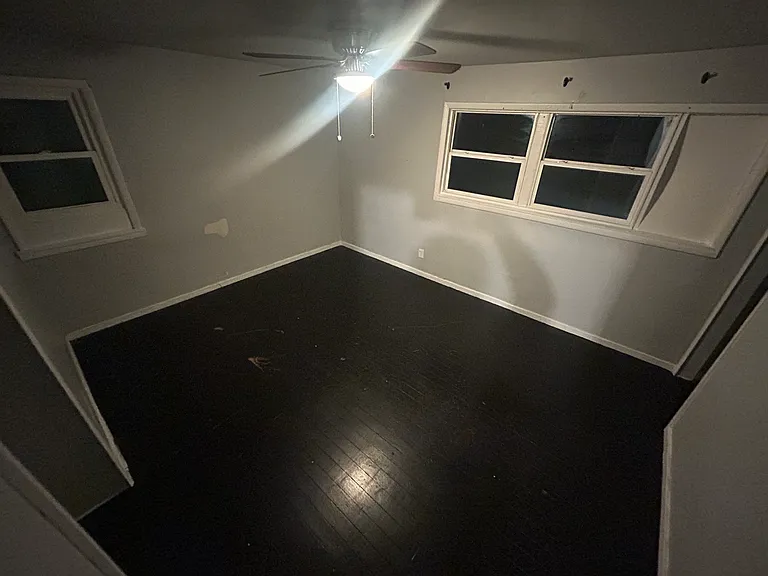 2210 Ellsworth Ave — Photo 7