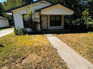 1414 E Pecan St, Gainesville, TX 76240