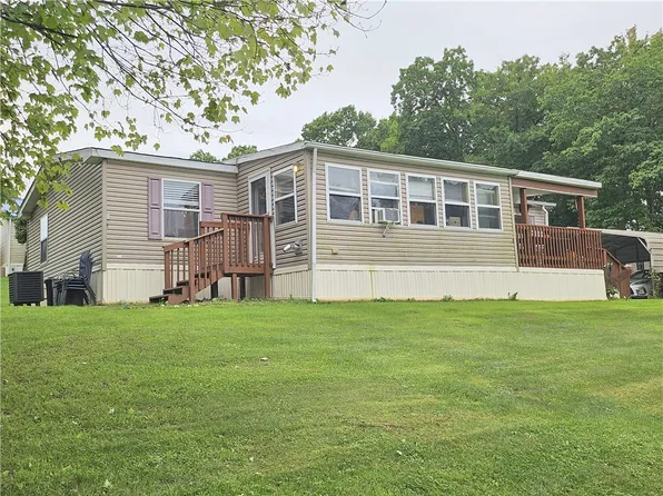 607 Amy Ln, Butler, PA 16001