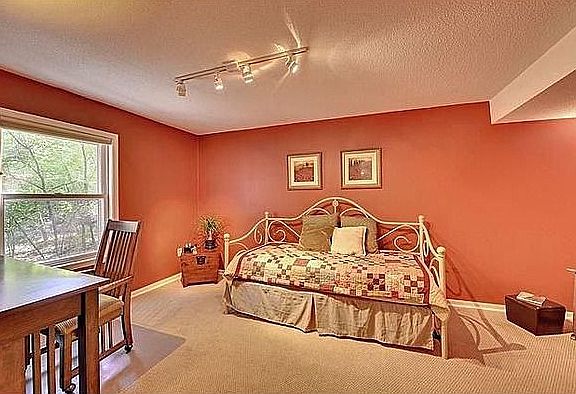 5th image of 8767 Bentwood Dr