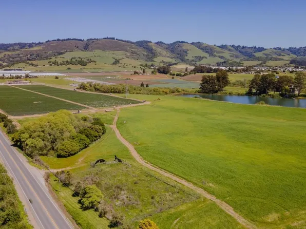 E Lake Ave, Watsonville, CA 95076