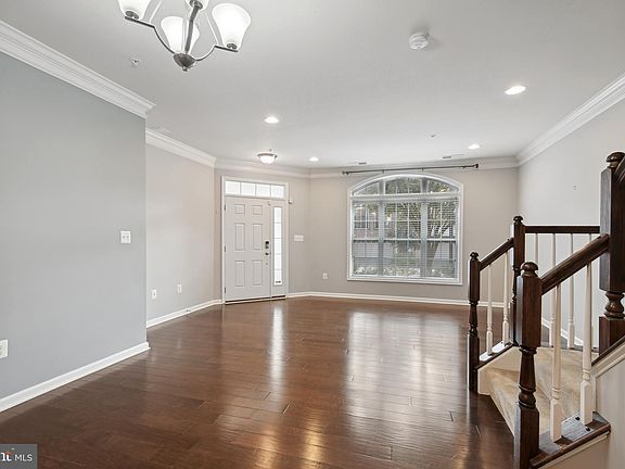 3rd image of 23485 Logans Ridge Ter