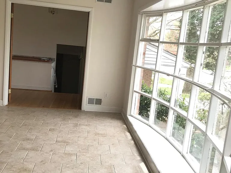 6218 Nelway Dr — Photo 5