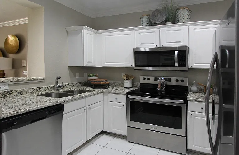 TurtleCreek Apartments — Photo 28
