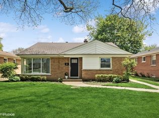 400 Romona Rd, Wilmette, IL 60091