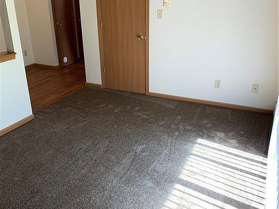 2nd image of 2924 Brookside Dr