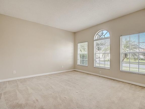 3rd image of 1815 Soaring Heights Cir