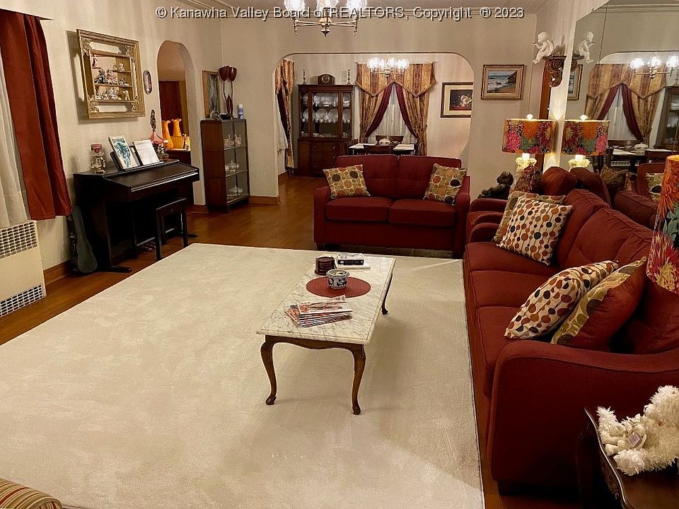 184 Maple Ave, Pineville, WV 24874 Zillow