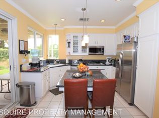 5286 Villa Mallorca Pl, Camarillo, CA 93012