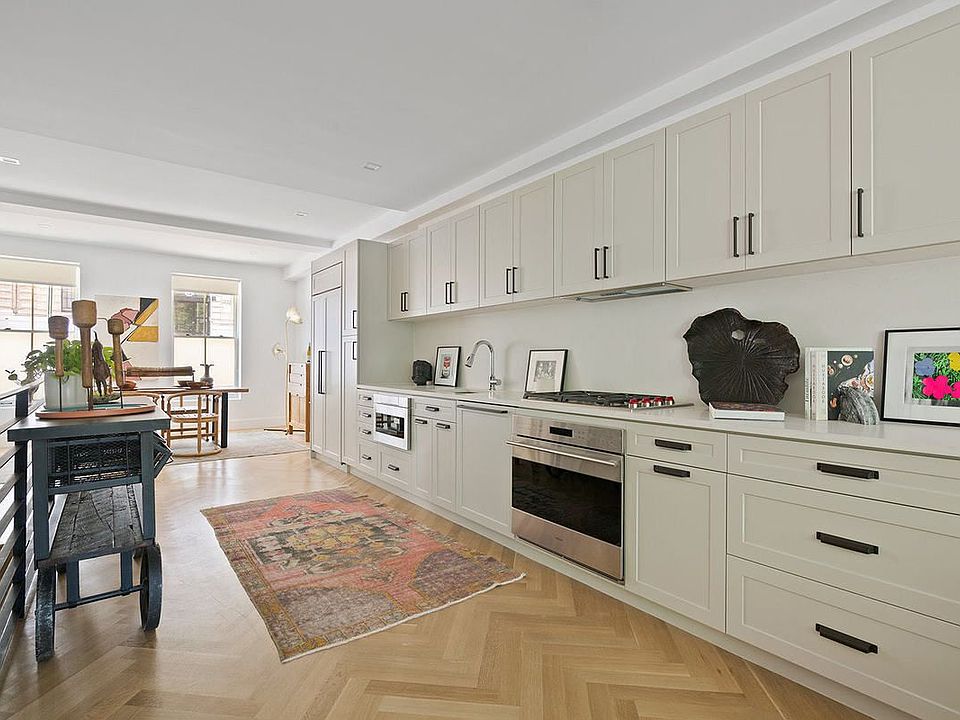 1st image of 125 S 1st St #1