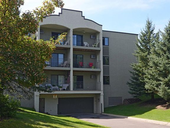 4th image of 2565 Ivy Ave E APT 303