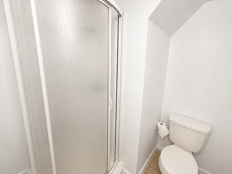 2935 N Baldwin Pl #1 — Photo 10