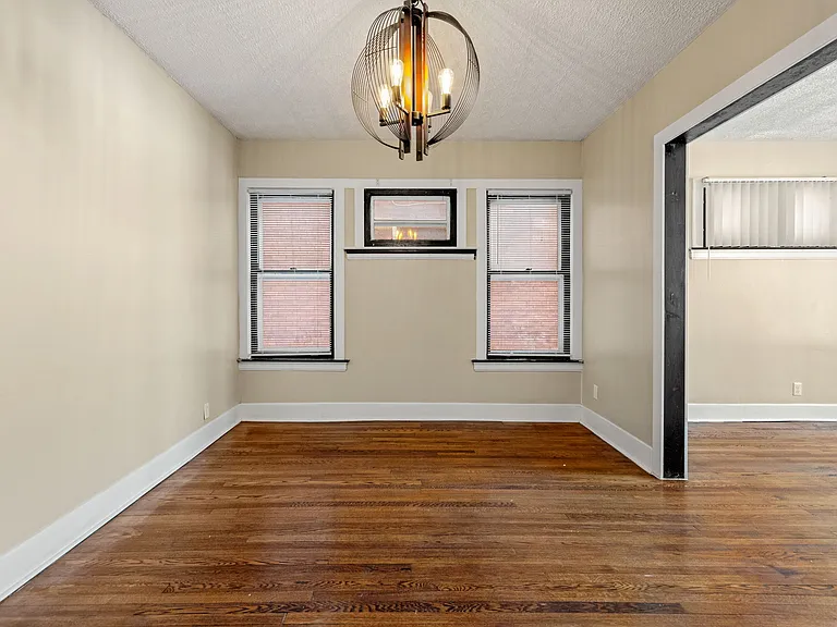 1476 W Grand Blvd — Photo 8