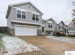 14502 Mormon St, Bennington, NE 68007