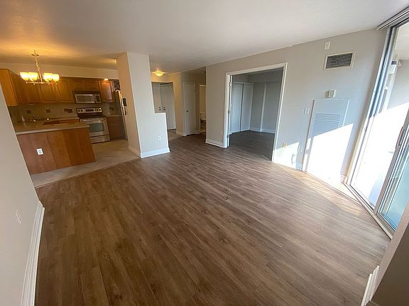 2nd image of 601 W 11th Ave APT 605