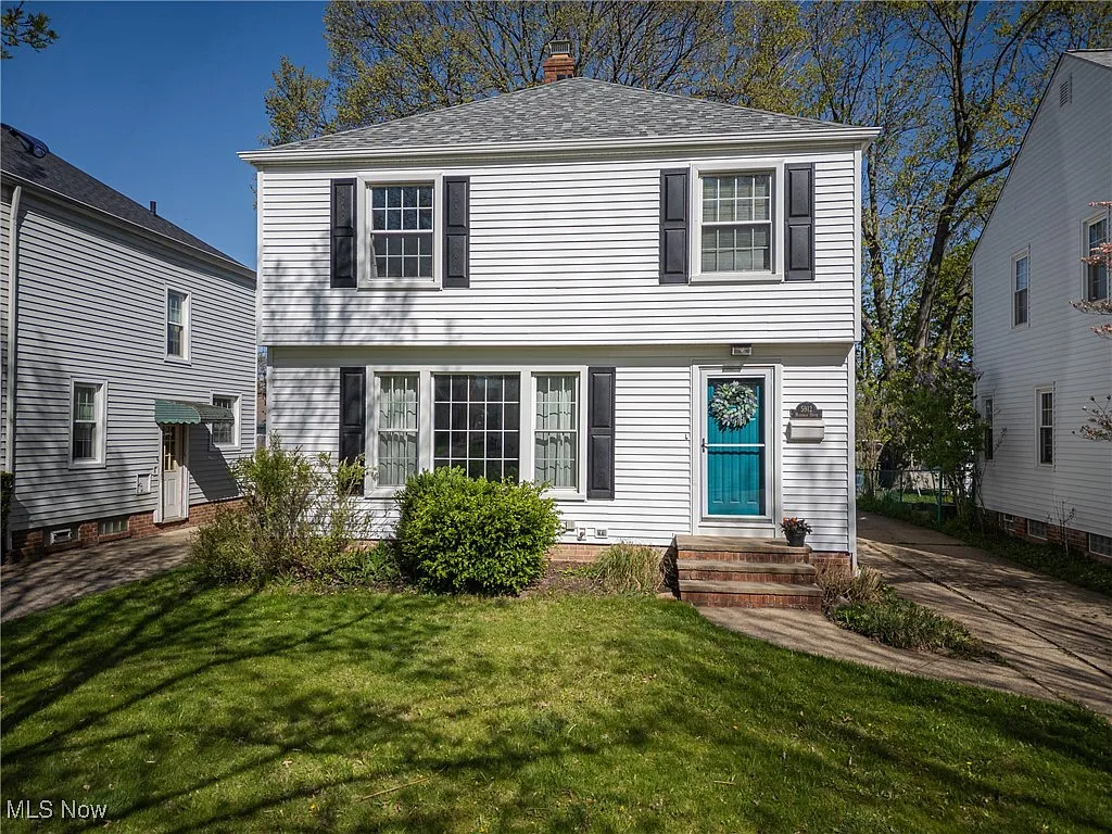 5912 Hodgman Dr photo 1