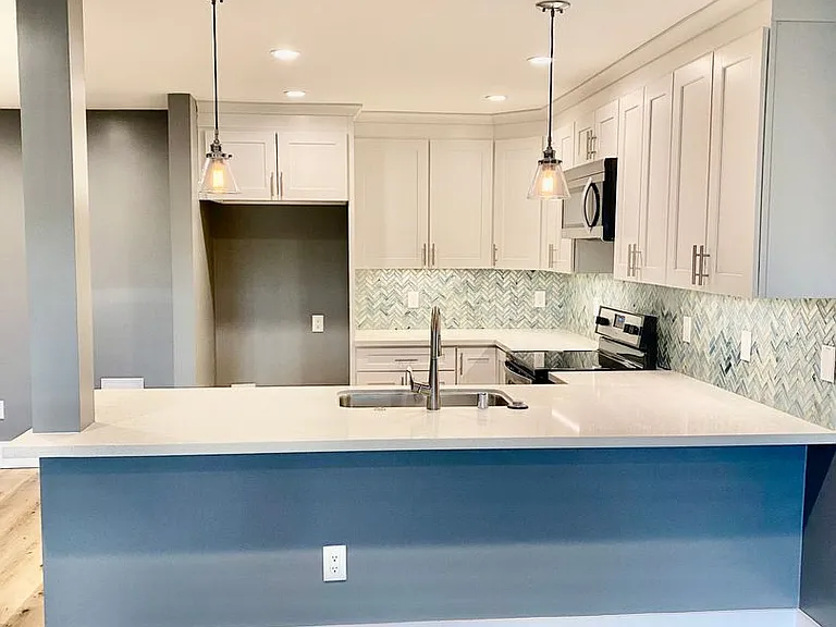 215 Euclid Avenue — Photo 5