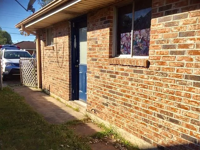 717 Edenborn Ave — Photo 2