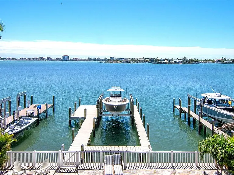644 Boca Ciega Isle Dr — Photo 55