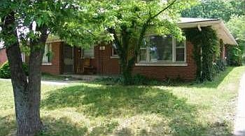 1st image of 3526B Lansdowne Dr