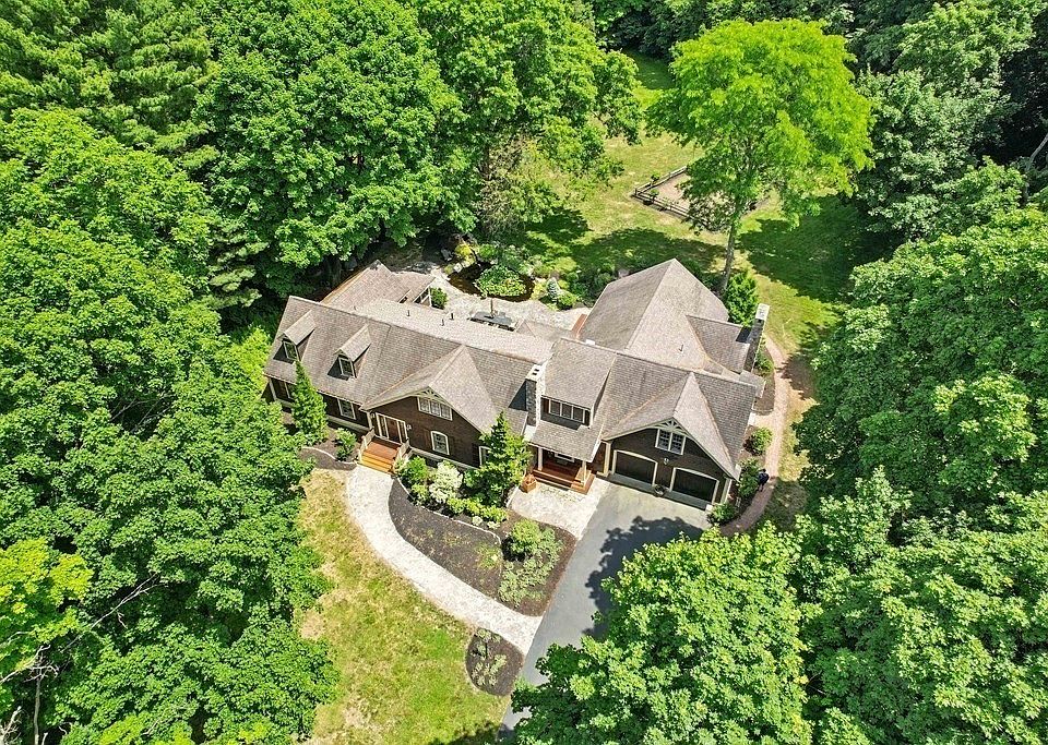 135 Bedford Rd, Lincoln, MA 01773 Zillow