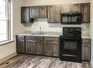 2508 220th Trl #K, Middle Amana, IA 52307