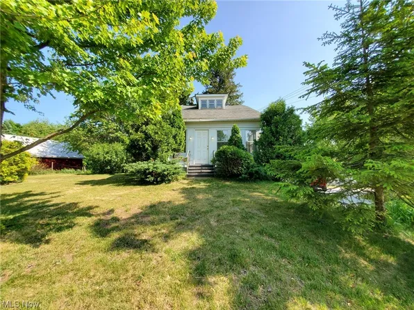 4652 S Ridge Rd E, Geneva, OH 44041