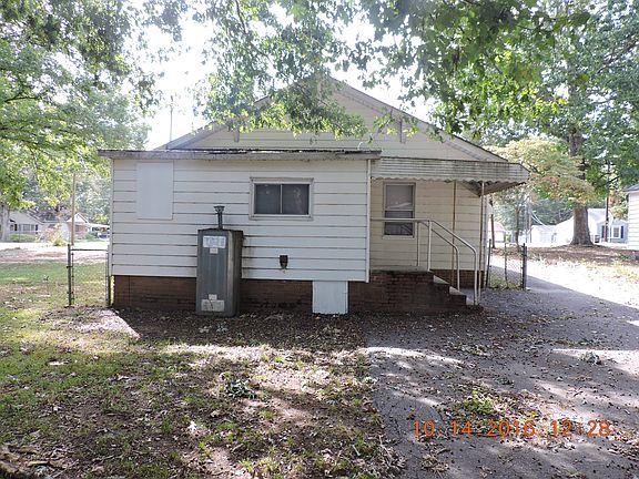 4th image of 218 W Roosevelt Dr