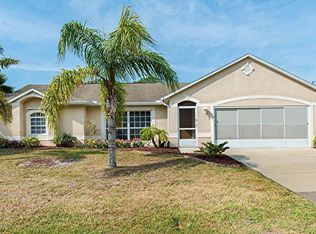 212 Hawthorne Ln NE, Palm Bay, FL 32907