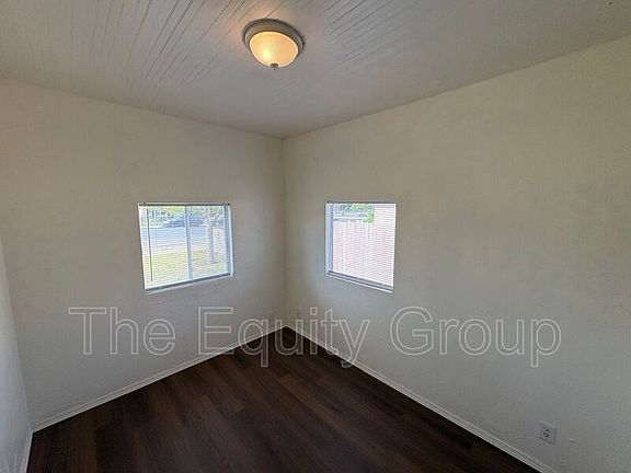 3rd image of 326 S L St Unit A
