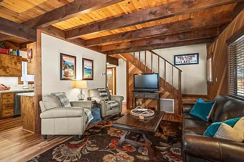 7266 4th Ave — Photo 3