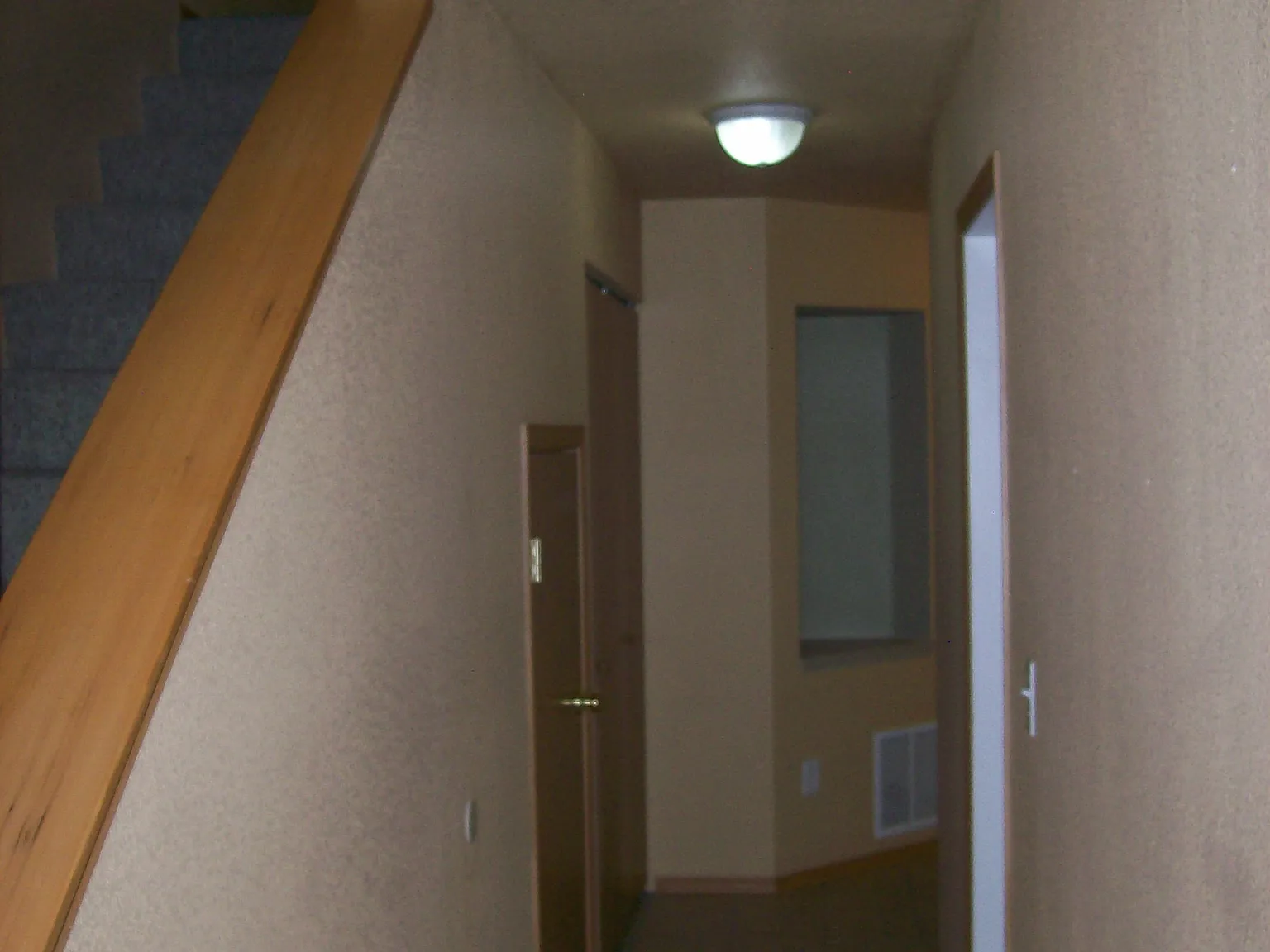 3 bed, 2.5 bath, 1440 sqft, $2,200 — Photo 2