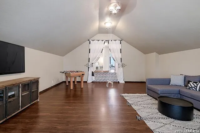 823 Peg Oak — Photo 25