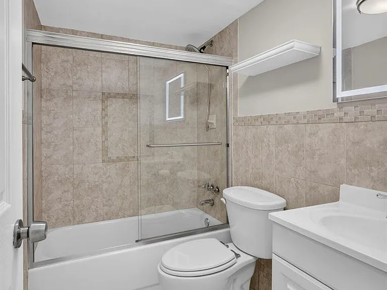 6341 Chasewood Dr #D — Photo 19