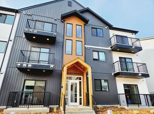 856 Secord Blvd NW #202, Edmonton, AB T5T7R9