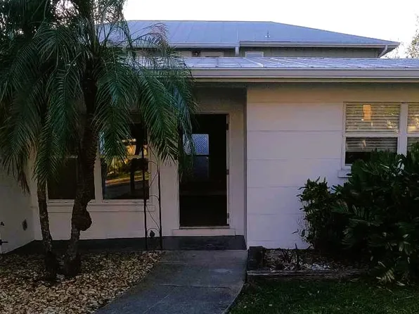 6468 Beechwood Ave, Sarasota, FL 34231