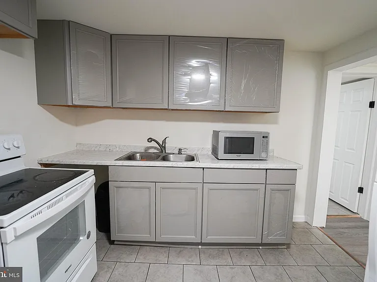 231 Newton St #B — Photo 27