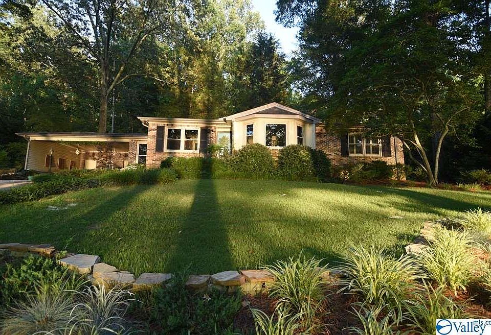 1st image of 2109 Sunset Dr