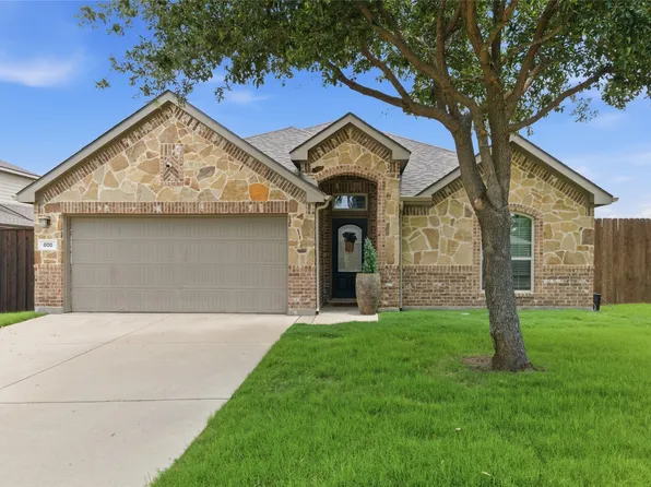 800 Silverthorne Dr, Burleson, TX 76028