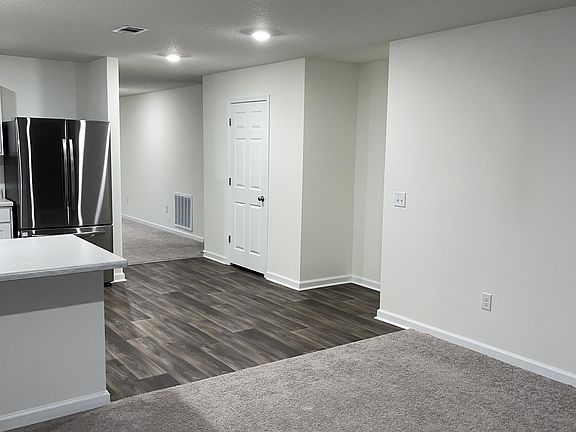 4th image of 8789 Schooner Ln