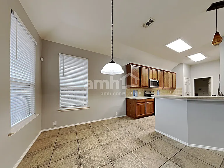 4616 Keith Dr — Photo 5