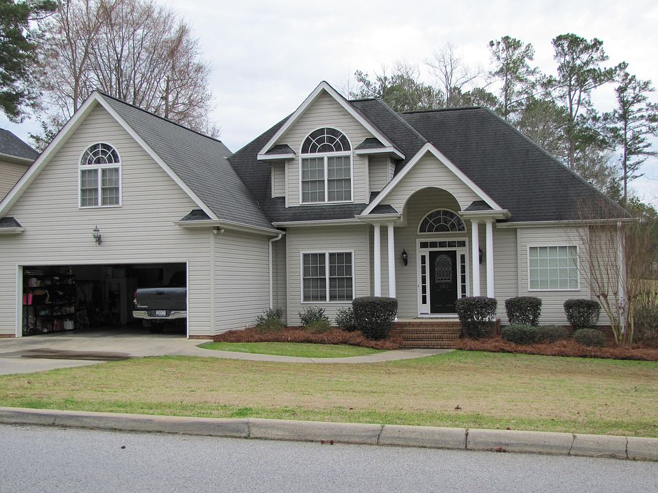 1st image of 302 Bermuda Dr
