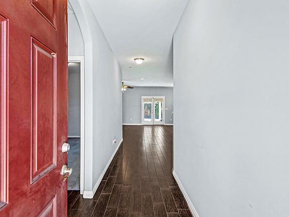 5th image of 10202 Pepperwood Dr