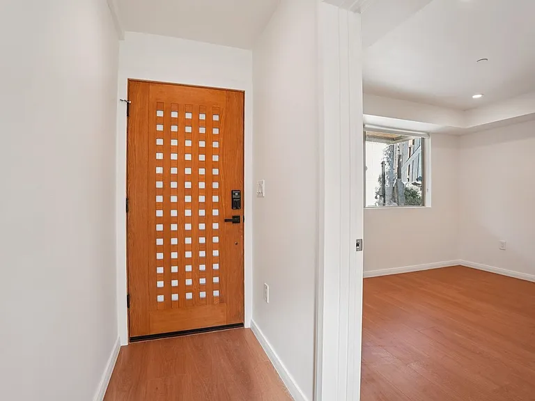 6162 Oak Crest Way — Photo 22