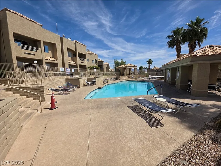 2200 Highpointe Dr #201 — Photo 14