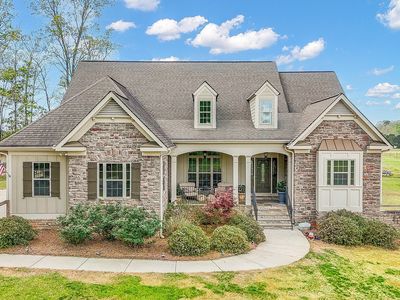357 Brooks Rd, Brooks, GA, 30205