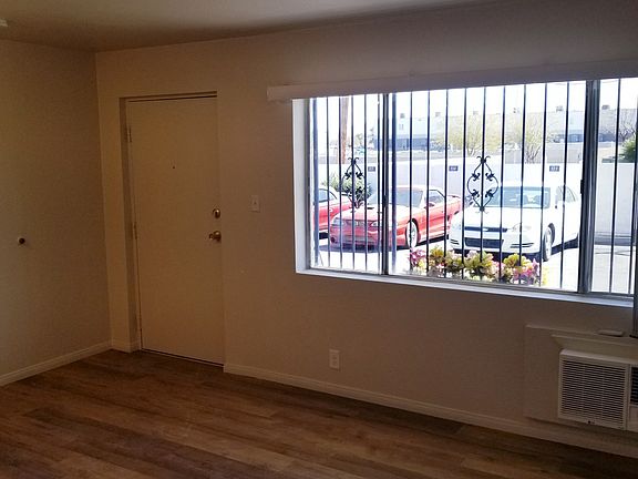 5th image of 4600 Swenson St #1