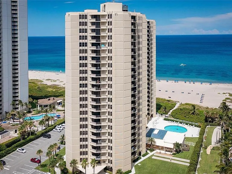 2800 N Ocean Dr #B-9D — Photo 2