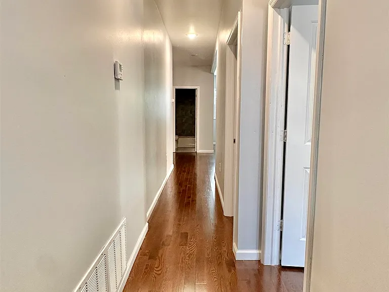 285 Grant Ave #1 — Photo 15