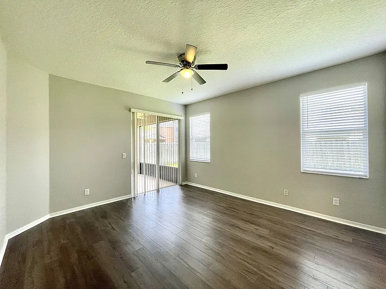 4785 Tarflower Ln — Photo 13